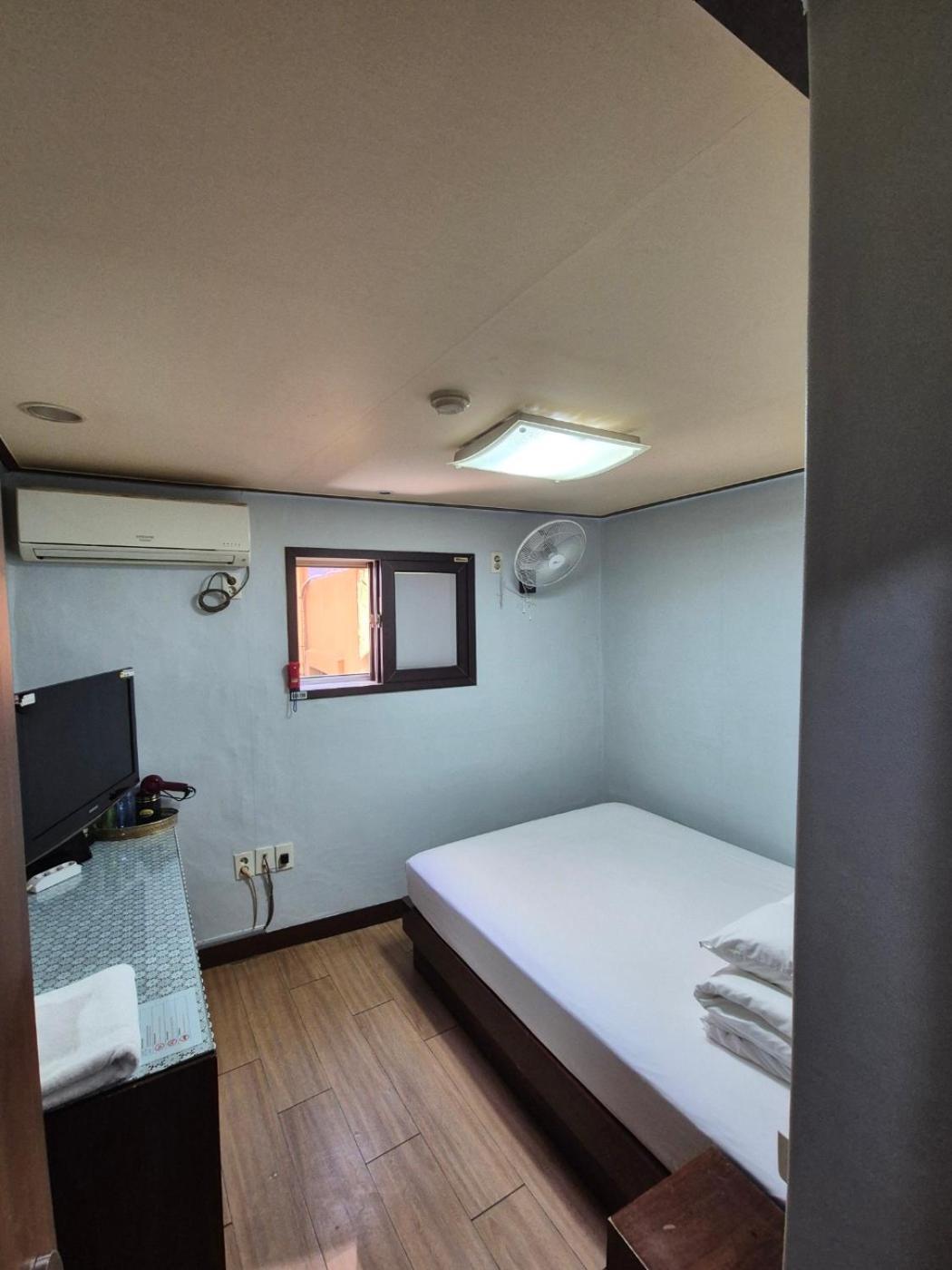 Joyful Stay Сеул Экстерьер фото